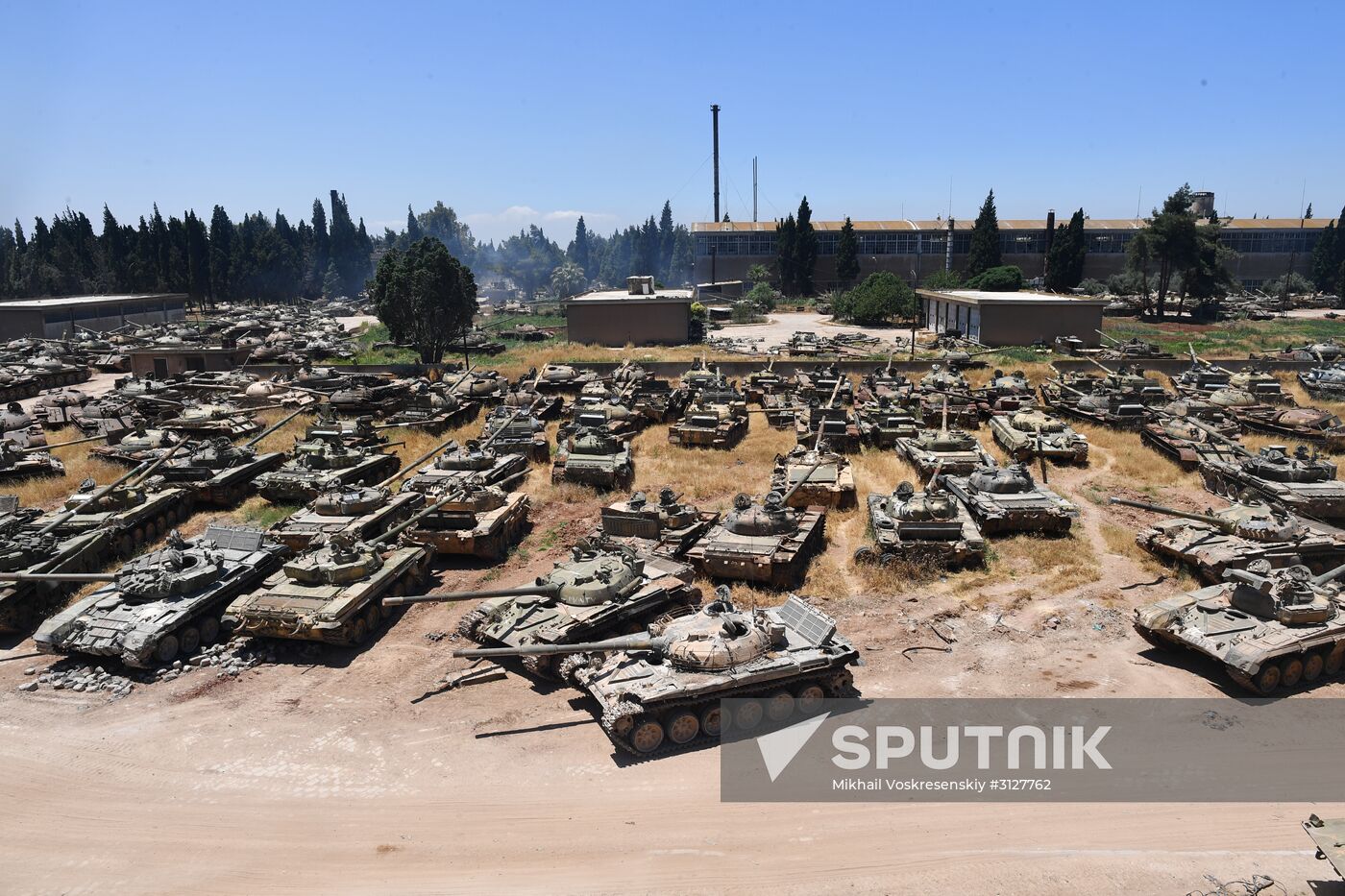 Armored vehicle maintenance company in Homs