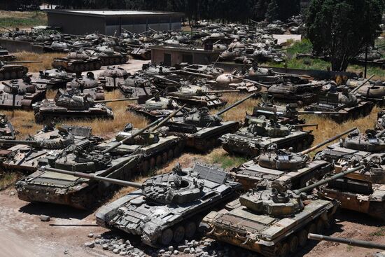 Armored vehicle maintenance company in Homs