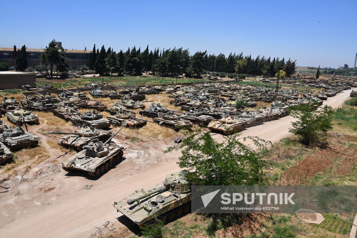 Armored vehicle maintenance company in Homs