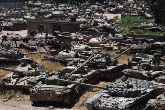 Armored vehicle maintenance company in Homs