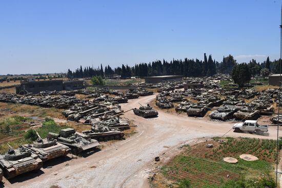 Armored vehicle maintenance company in Homs
