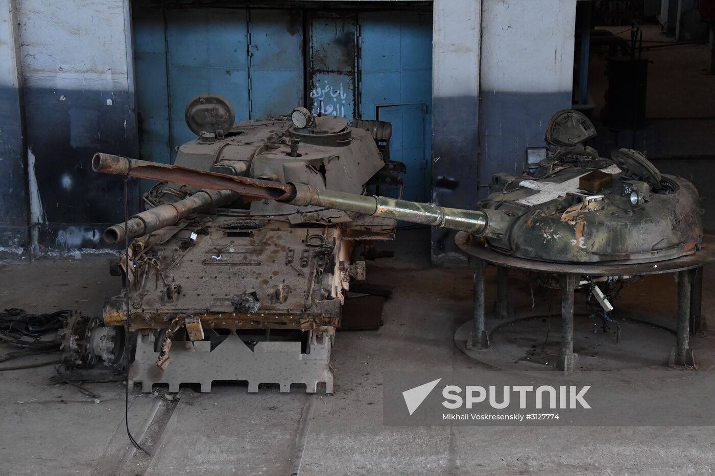 Armored vehicle maintenance company in Homs