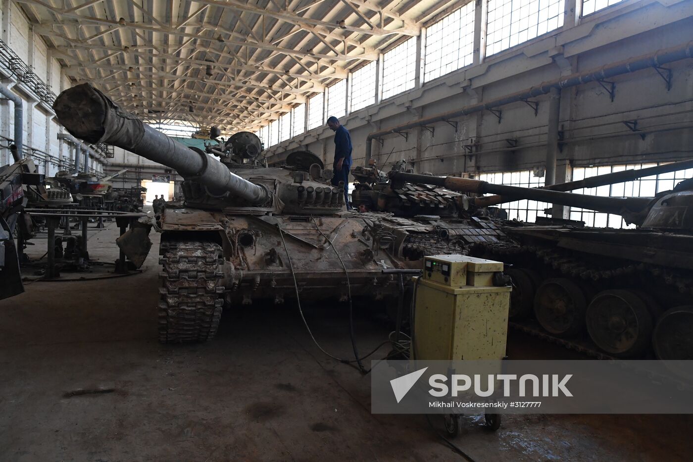 Armored vehicle maintenance company in Homs