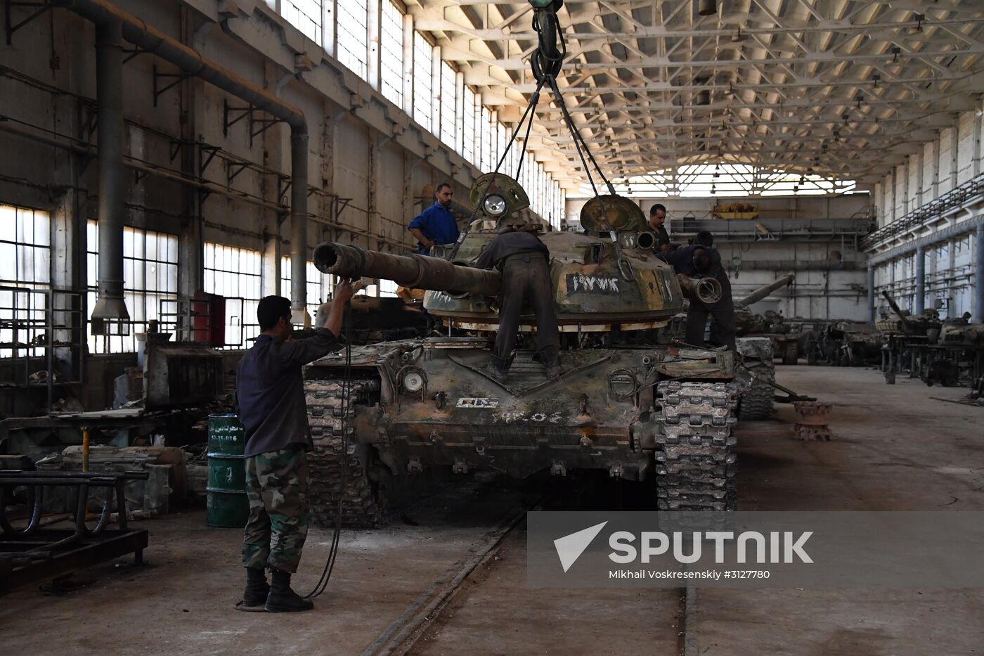 Armored vehicle maintenance company in Homs