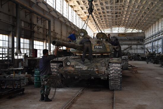 Armored vehicle maintenance company in Homs