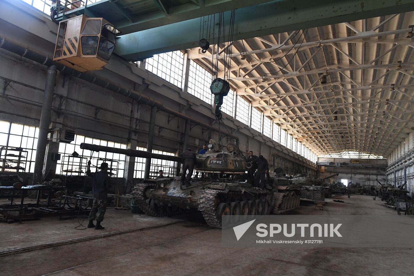 Armored vehicle maintenance company in Homs