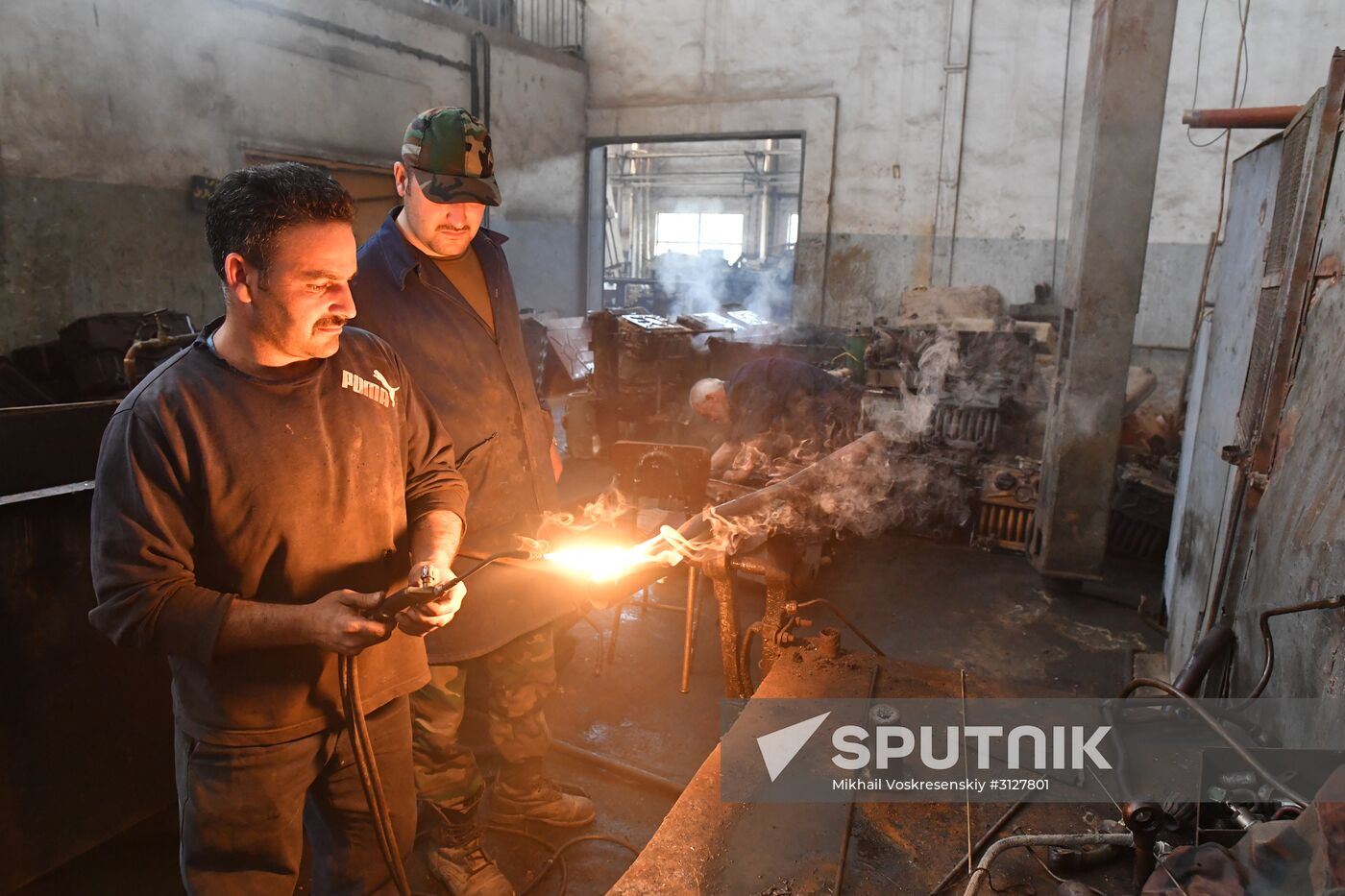Armored vehicle maintenance company in Homs