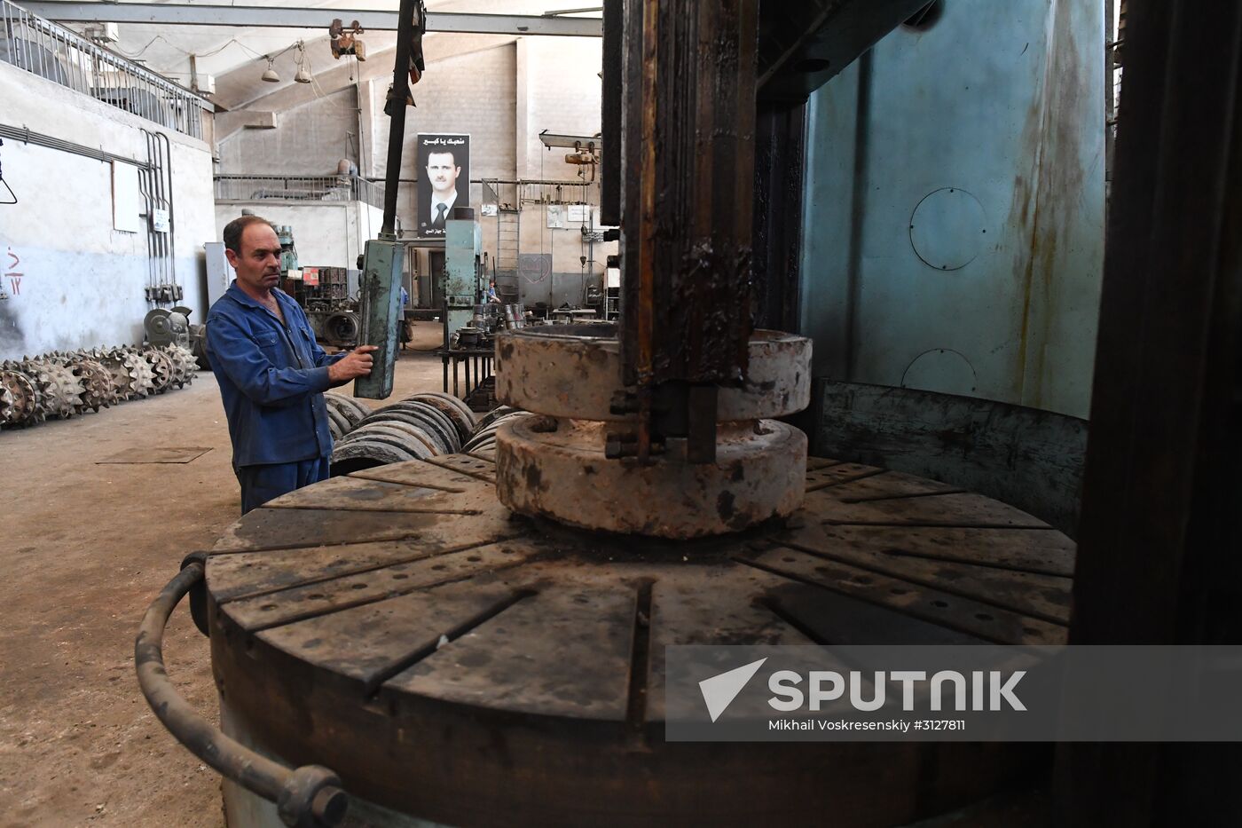 Armored vehicle maintenance company in Homs