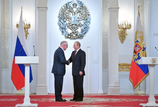 President Vladimir Putin presents 2016 National Awards on Russia Day