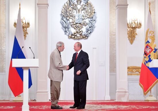 President Vladimir Putin presents 2016 National Awards on Russia Day
