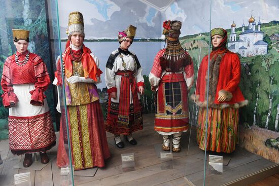 "Museum of Russian Social Classes" exhibition unveiled