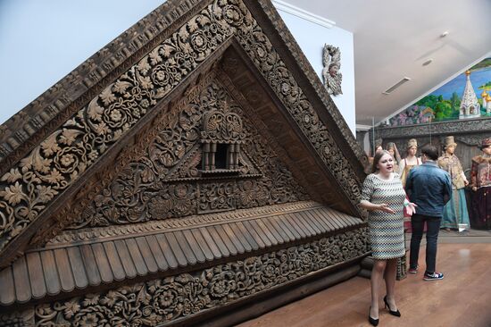 "Museum of Russian Social Classes" exhibition unveiled
