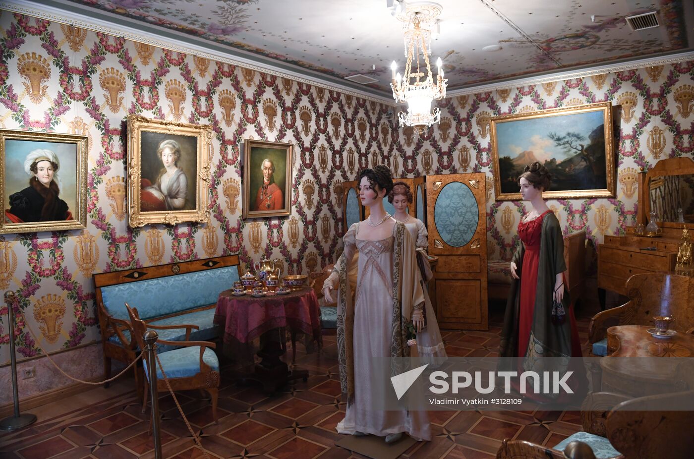 "Museum of Russian Social Classes" exhibition unveiled