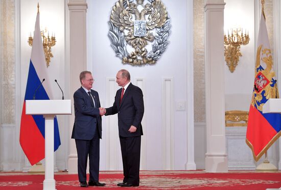 President Vladimir Putin awards state decorations on Russia Day