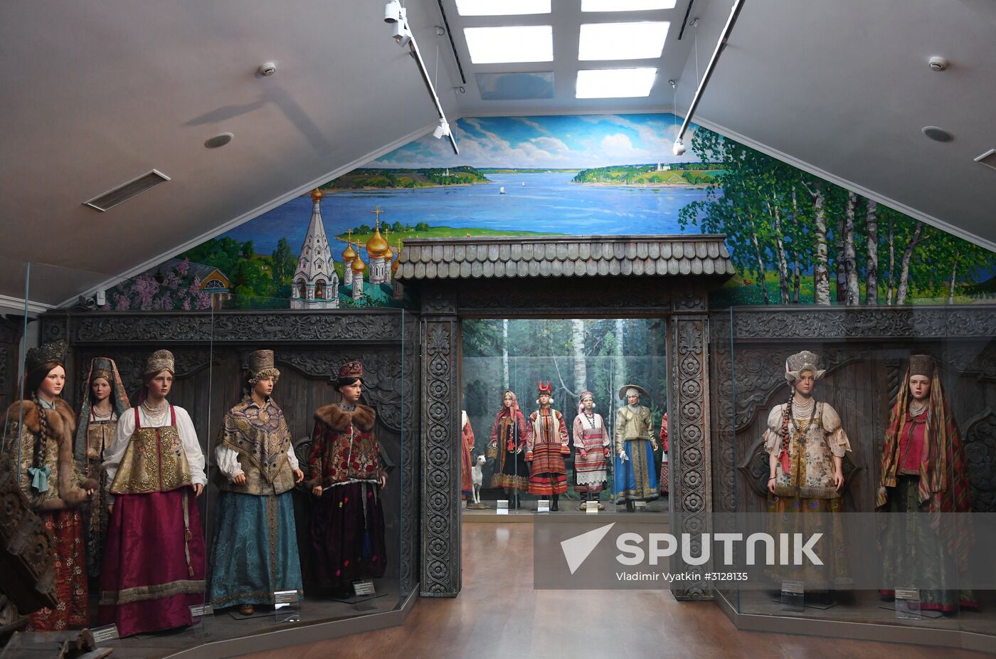 "Museum of Russian Social Classes" exhibition unveiled