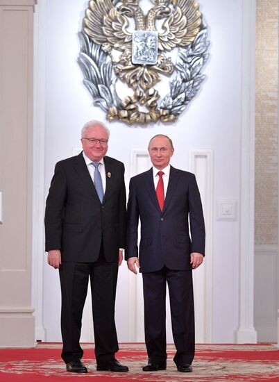 President Vladimir Putin awards state decorations on Russia Day