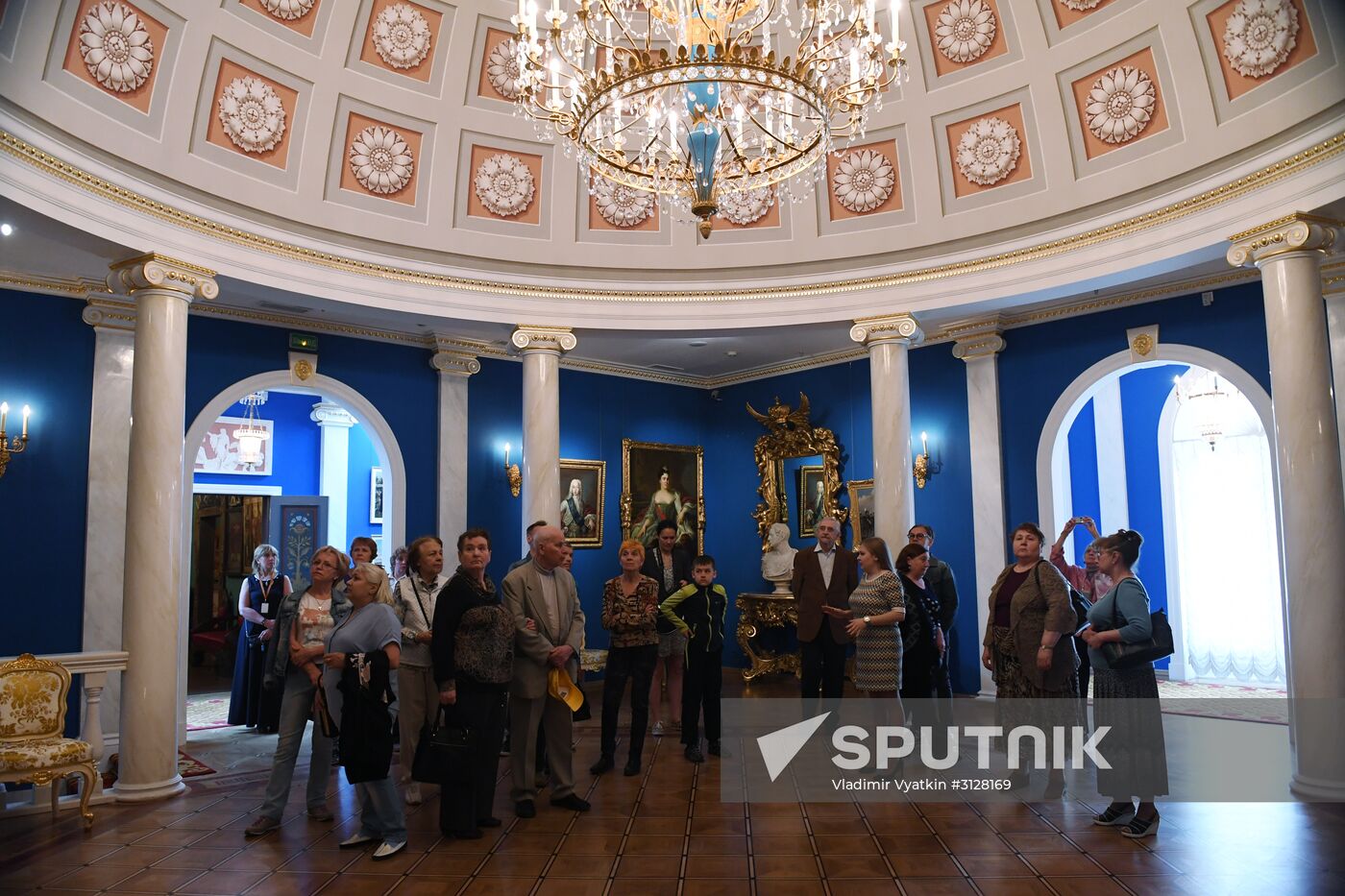 "Museum of Russian Social Classes" exhibition unveiled