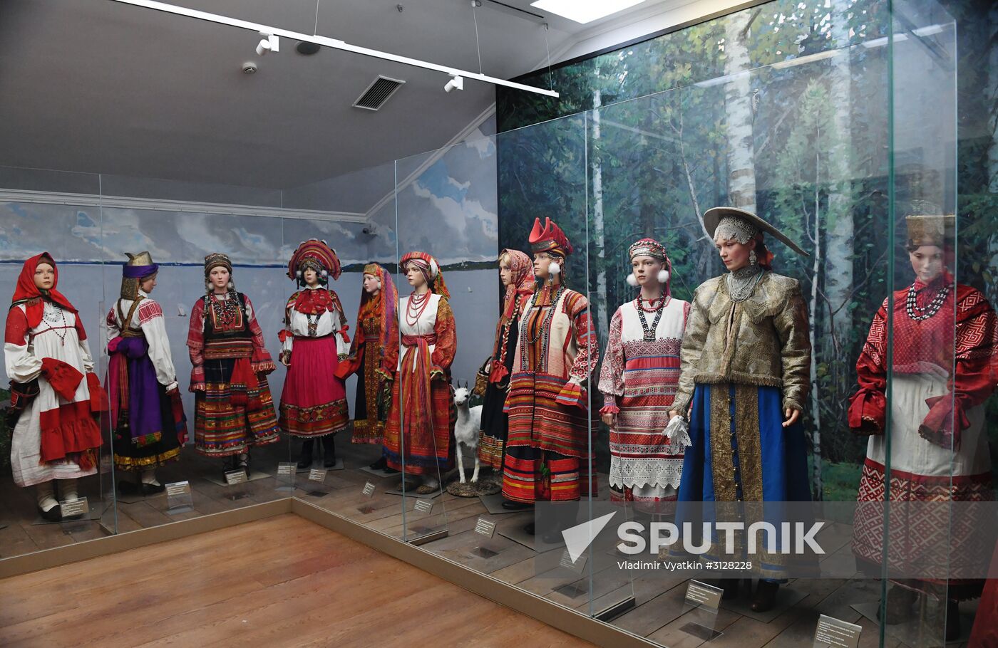 "Museum of Russian Social Classes" exhibition unveiled