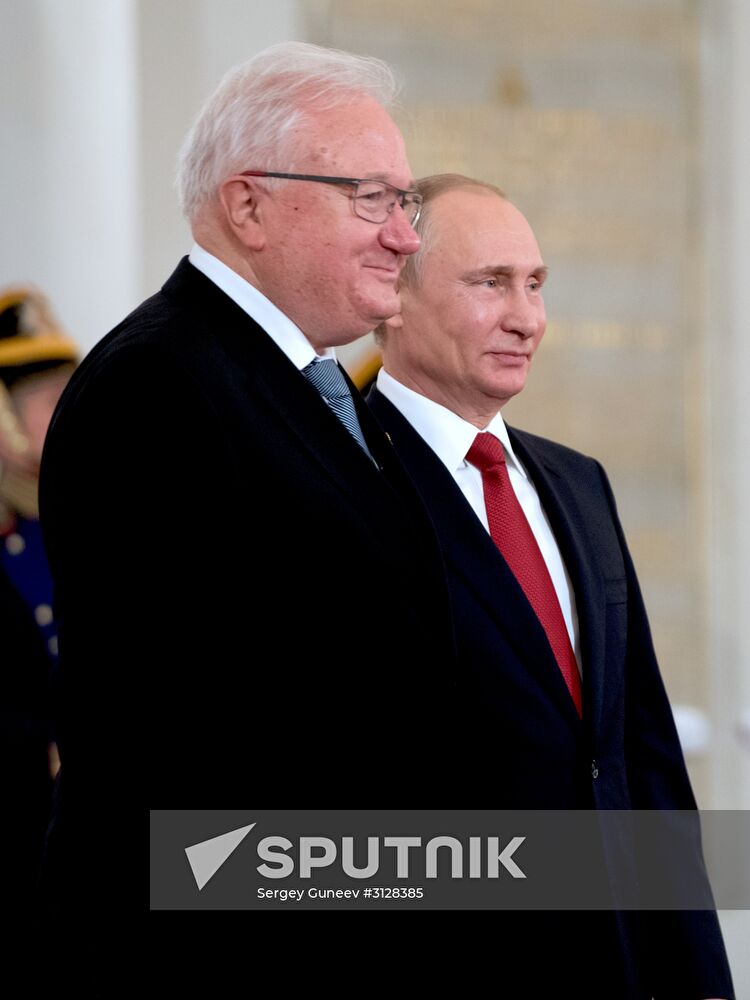 President Vladimir Putin awards state decorations on Russia Day