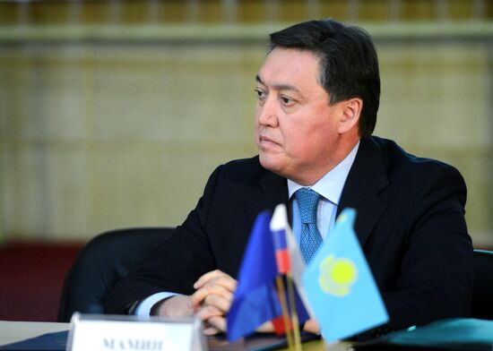 Russia-Kazakhstan Intergovernmental Commission on Baikonur complex holds meeting