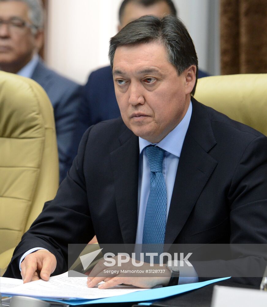 Russia-Kazakhstan Intergovernmental Commission on Baikonur complex holds meeting