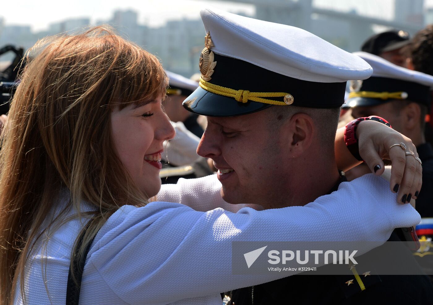 Pacific Fleet ships greeted in Vladivostok