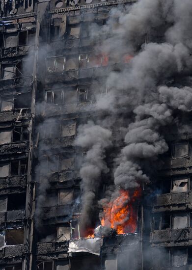 High-rise apartment tower on fire in West London