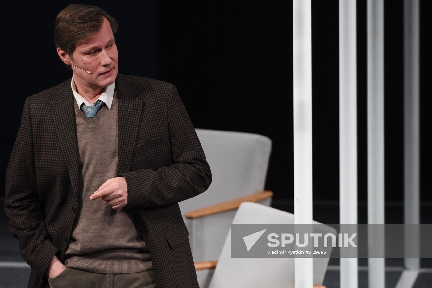 Konstantin Bogomolov's new production "Husbands and Wives"