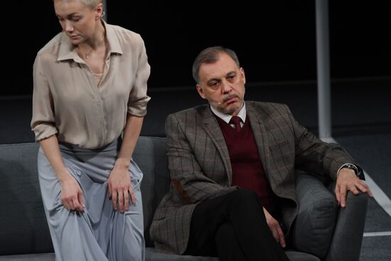 Konstantin Bogomolov's new production "Husbands and Wives"