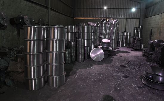 Private copper and aluminum processing plant in Homs suburbs