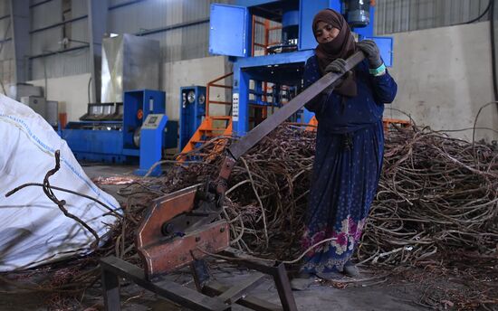 Private copper and aluminum processing plant in Homs suburbs