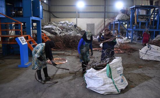 Private copper and aluminum processing plant in Homs suburbs