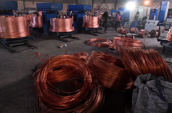 Private copper and aluminum processing plant in Homs suburbs