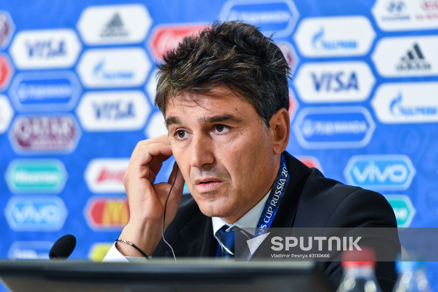 Football. 2017 Confederations Cup. News conference on Goal Decision System
