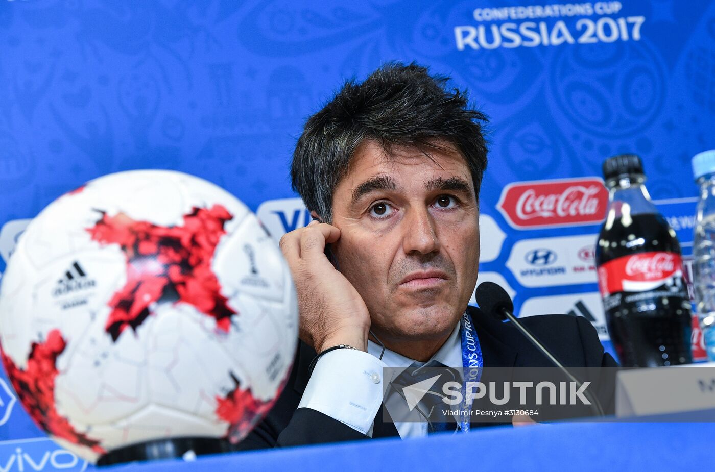 Football. 2017 Confederations Cup. News conference on Goal Decision System