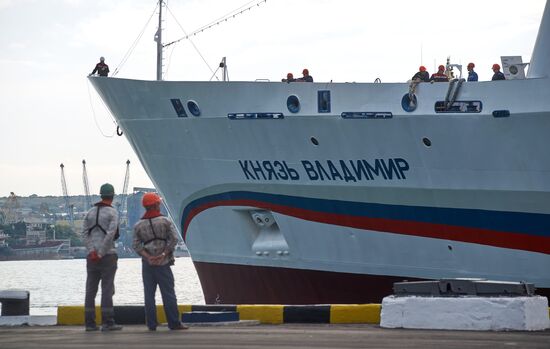 Grand Duke Wladimir cruise liner arrives to Sevastopol