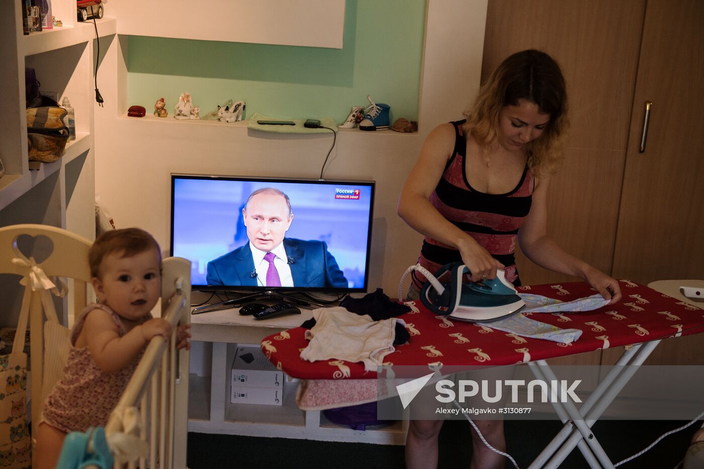 Live broadcast of Direct Line with Vladimir Putin