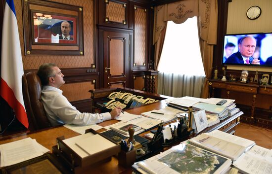 Live broadcast of Direct Line with Vladimir Putin