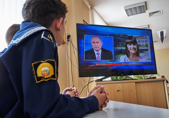 Live broadcast of Direct Line with Vladimir Putin