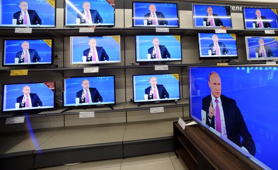 Direct Line with Vladimir Putin airing