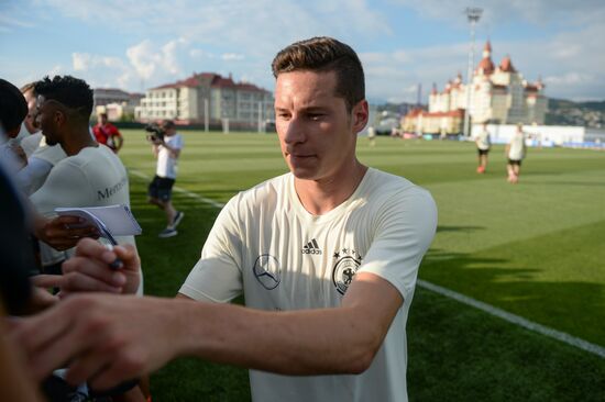 2017 FIFA Confederations Cup. Germany's team holds training session