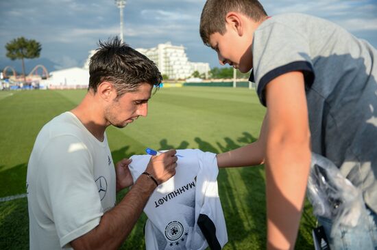 2017 FIFA Confederations Cup. Germany's team holds training session