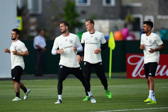 2017 FIFA Confederations Cup. Germany's team holds training session