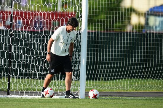 2017 FIFA Confederations Cup. Germany's team holds training session