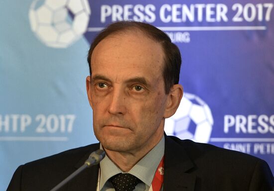 Events at press centers for non-accredited media at Confederations Cup 2017