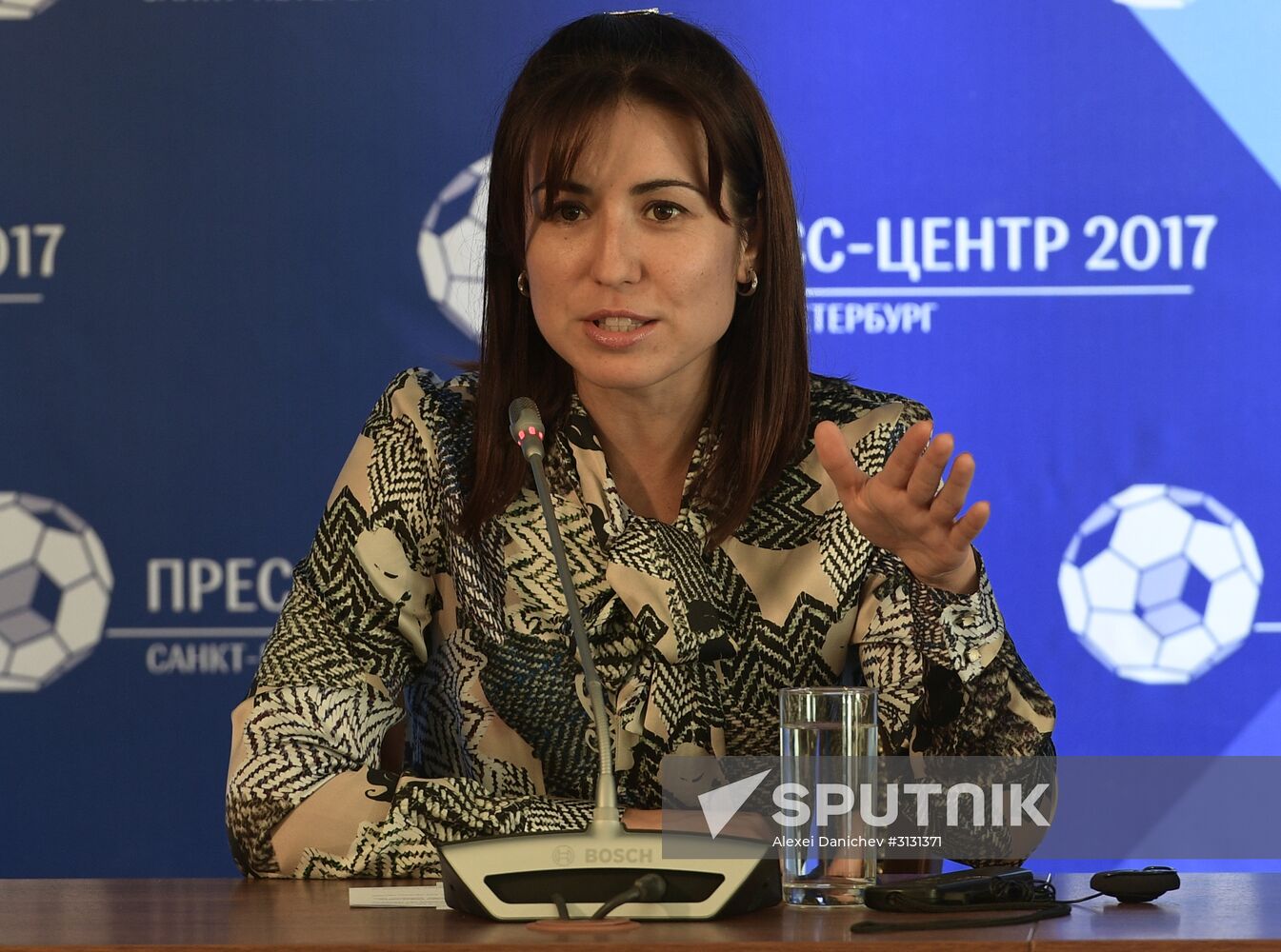 Events at press centers for non-accredited media at Confederations Cup 2017