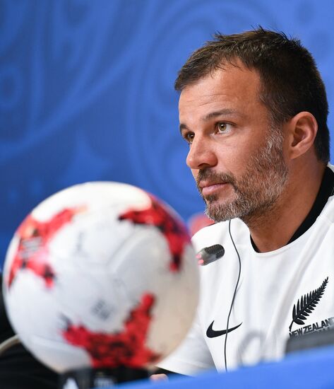 Football. 2017 Confederations Cup. News conference of New Zealand team