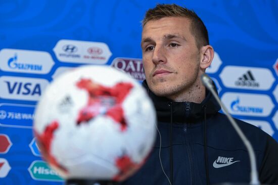 Football. 2017 Confederations Cup. News conference of New Zealand team