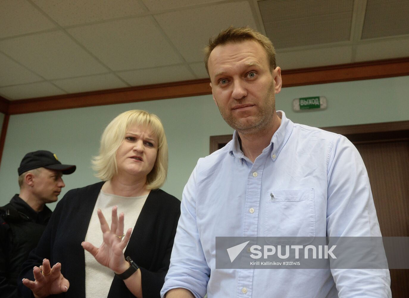 Moscow City Court considers complaint over Alexei Navalny's arrest