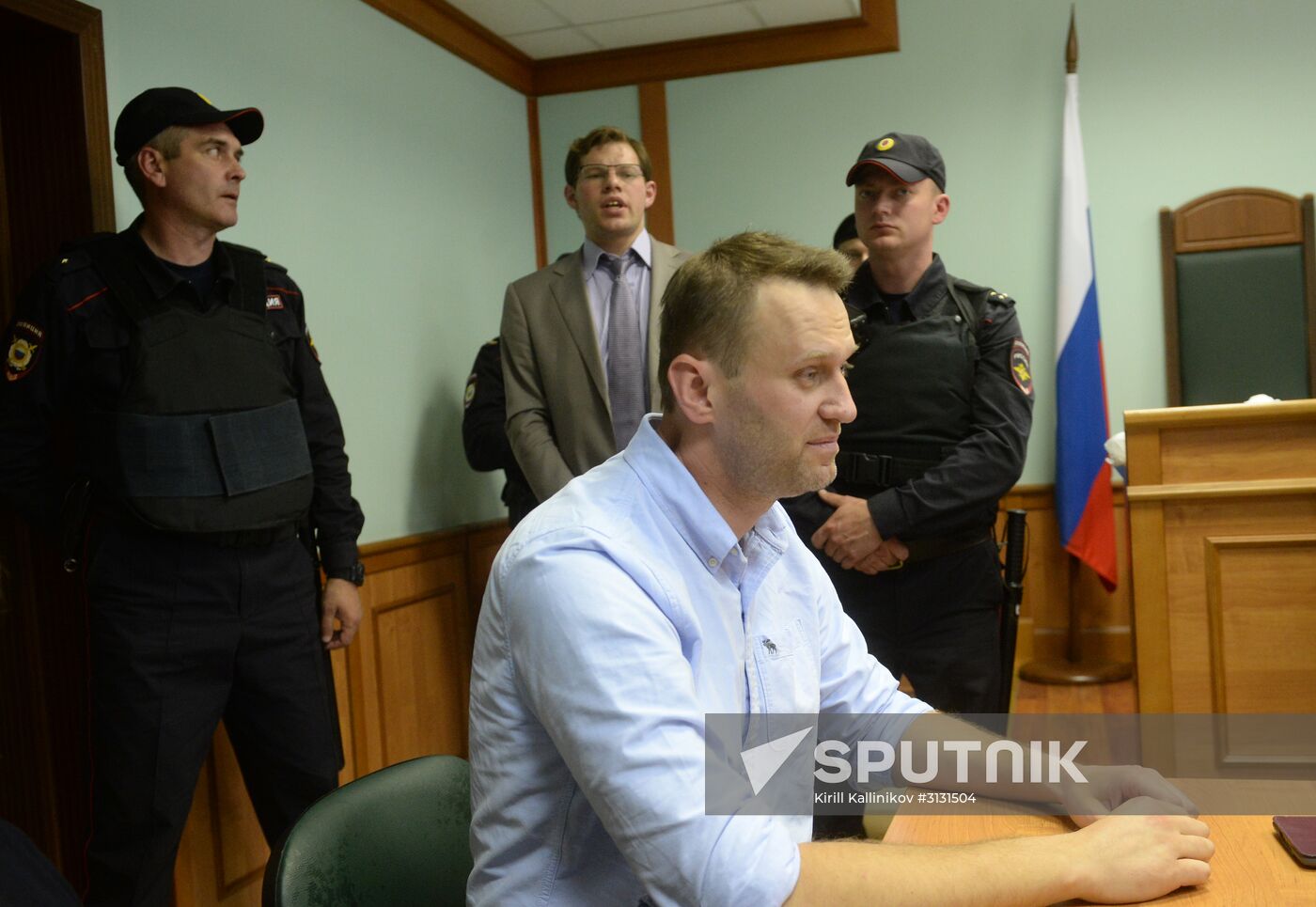 Moscow City Court considers complaint over Alexei Navalny's arrest